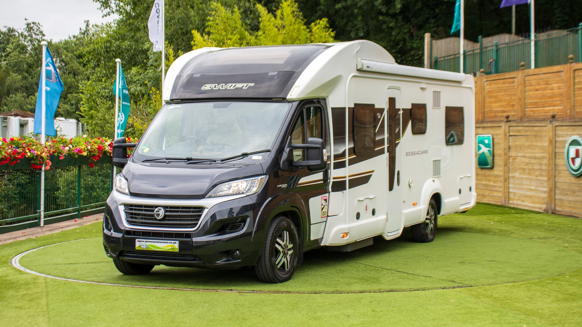 Caravan Image