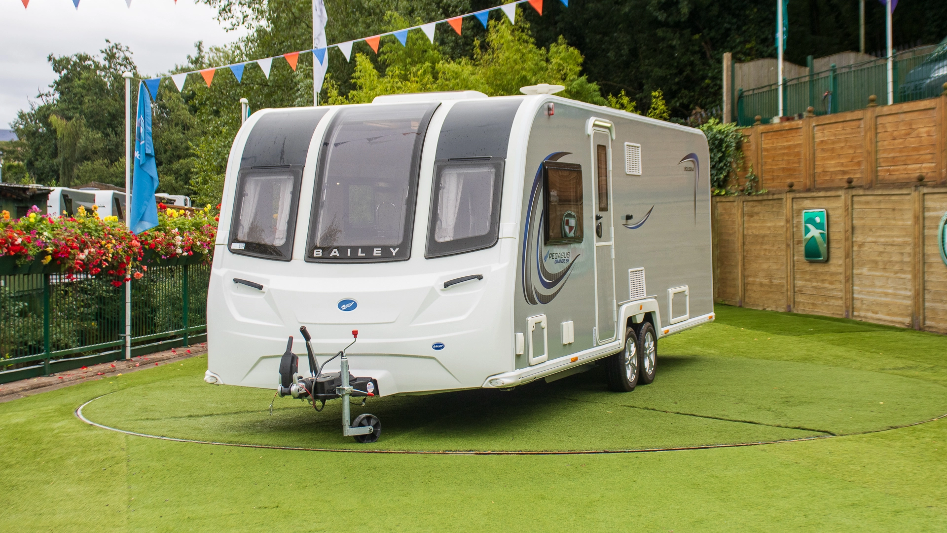 Caravan Image